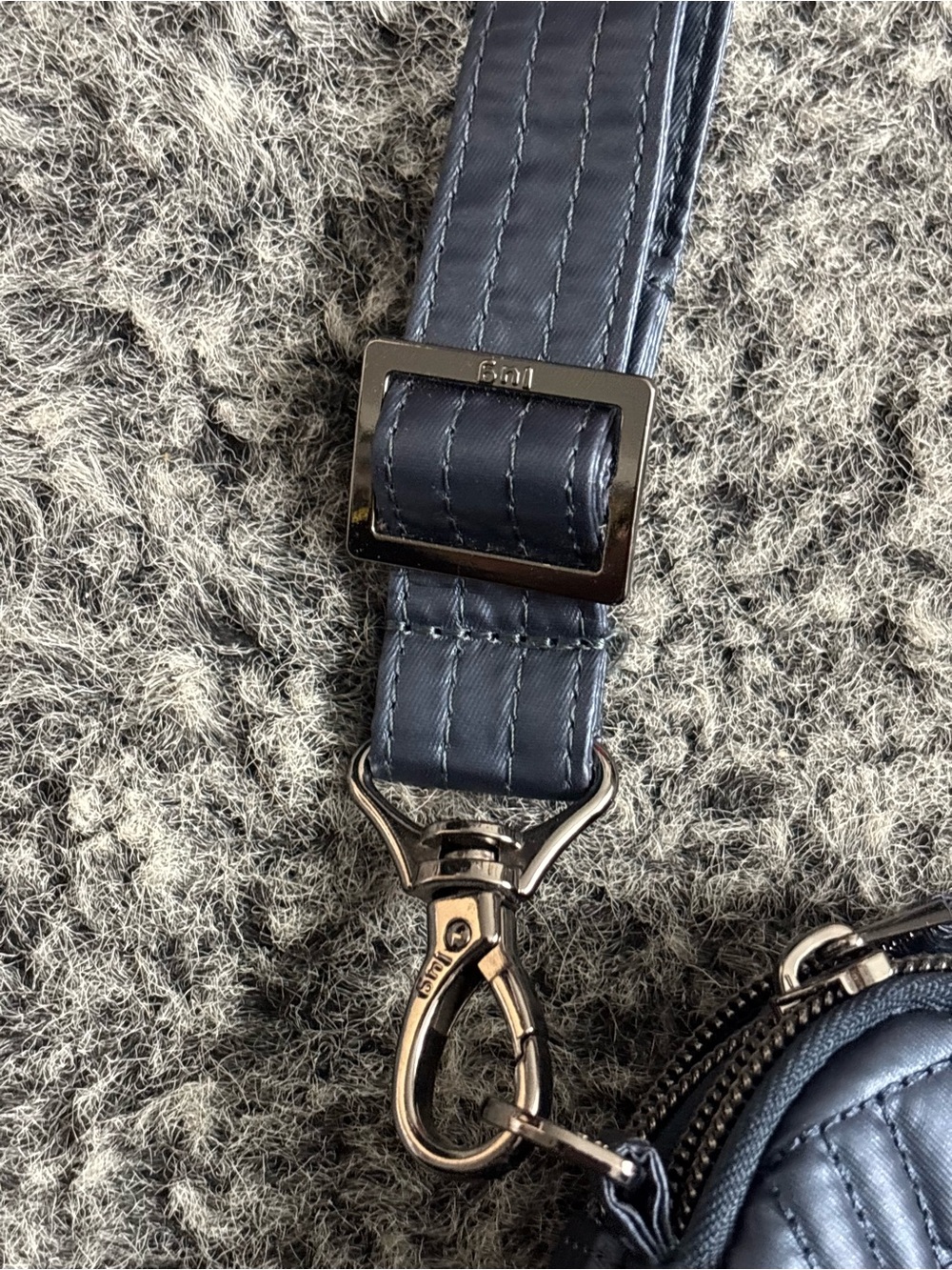 Lug Coupe convertible crossbody metallic blue bag - Picture 4 of 8